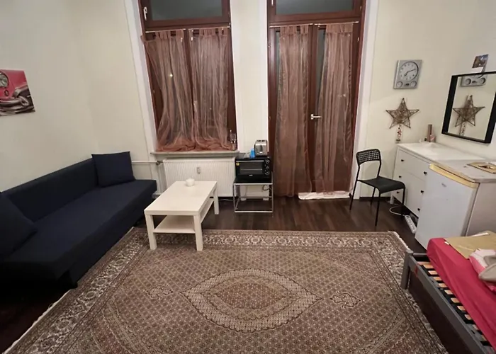 Mit Balkon Im Zentrum Von *